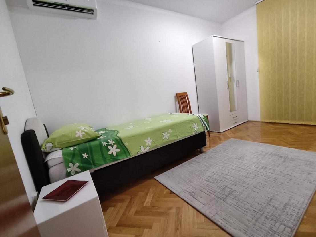 "Idea" Room With Free Parking Split Exteriör bild